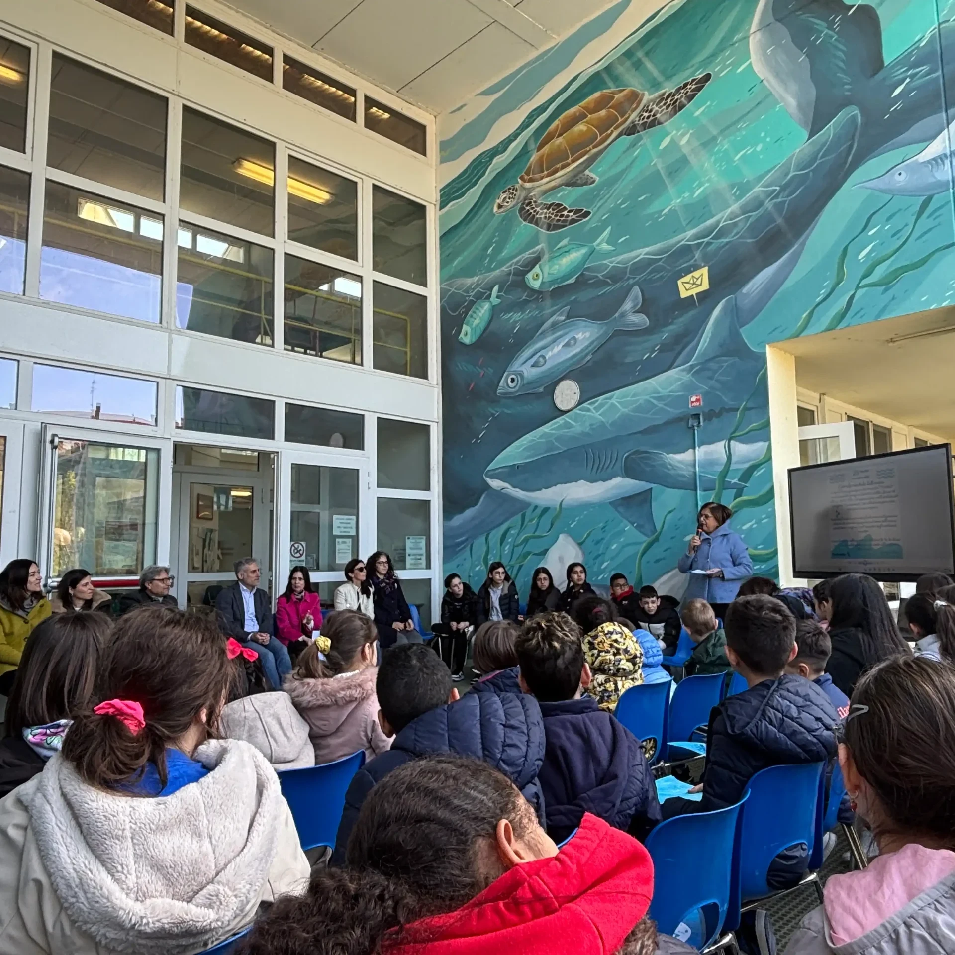 Inaugurazione con studenti e autorità